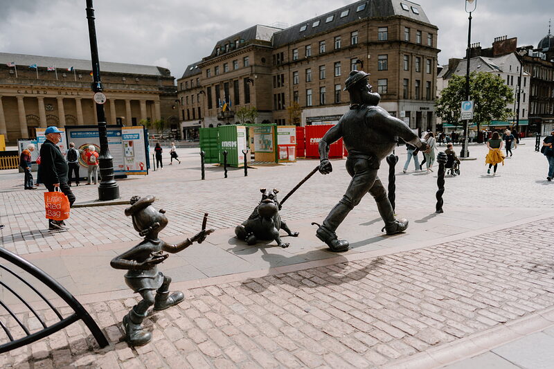 The Desperate Dan & Minnie the Minx Statues