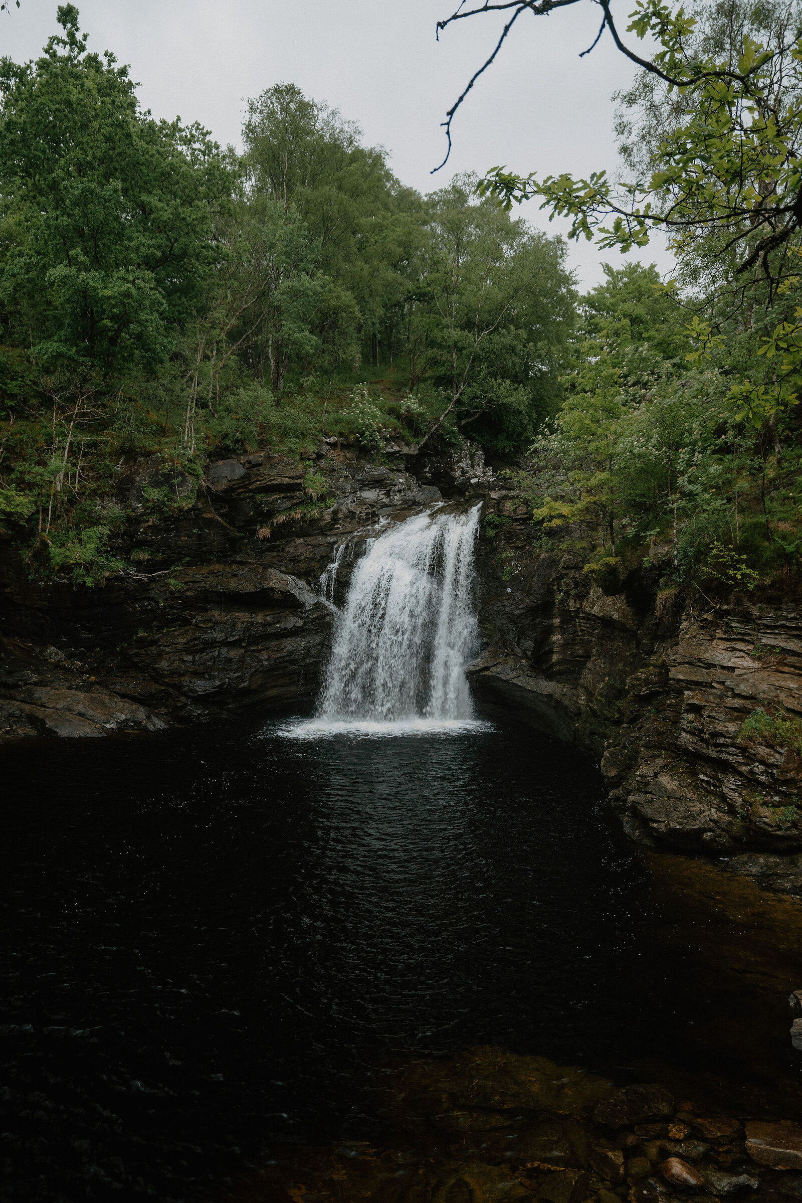 A walk to the Falls of Falloch and lunch at the Drovers Inn