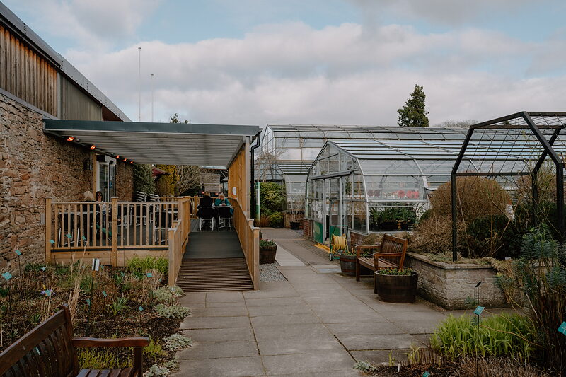 Café Botanics