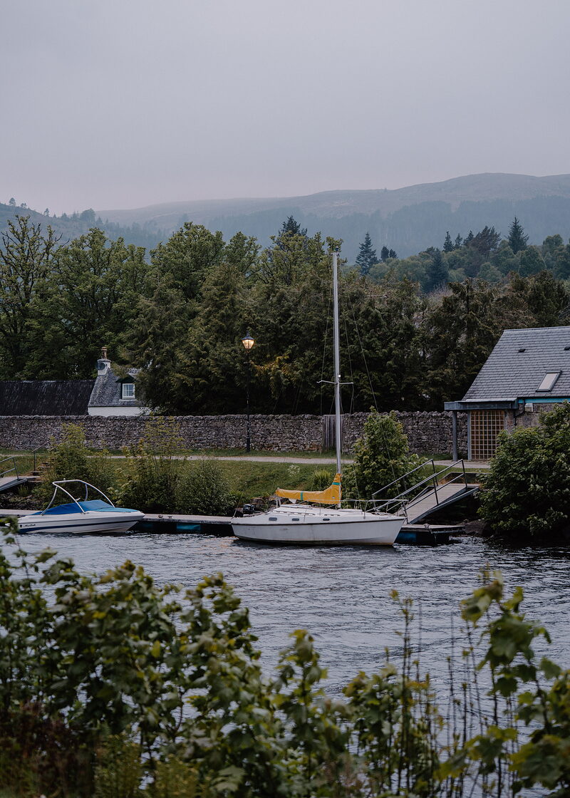 Cruise Loch Ness